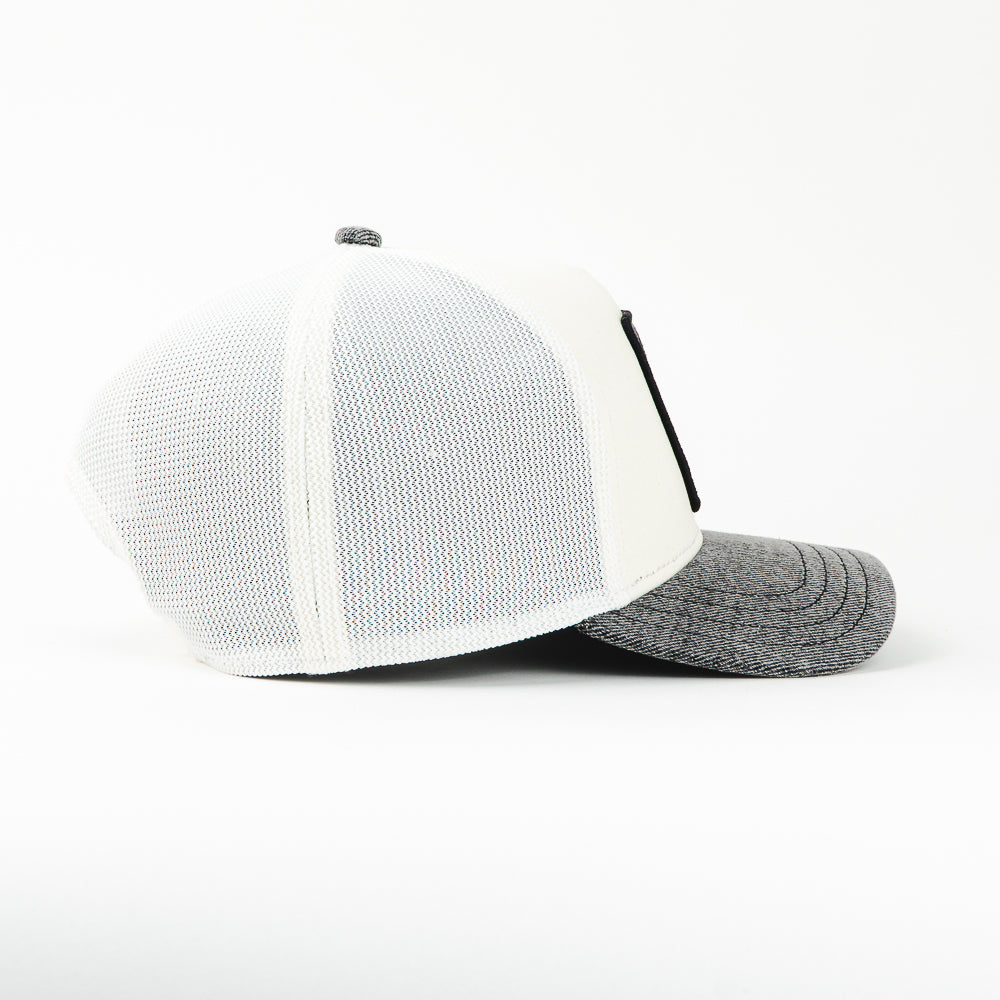 GORRA GOORIN BROS BAD BOY MESH WITHE/GRAY