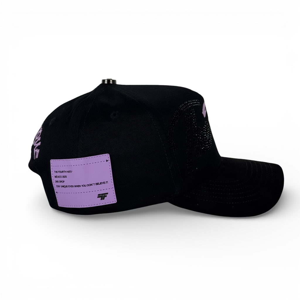 STAY UNIQUE BLK
