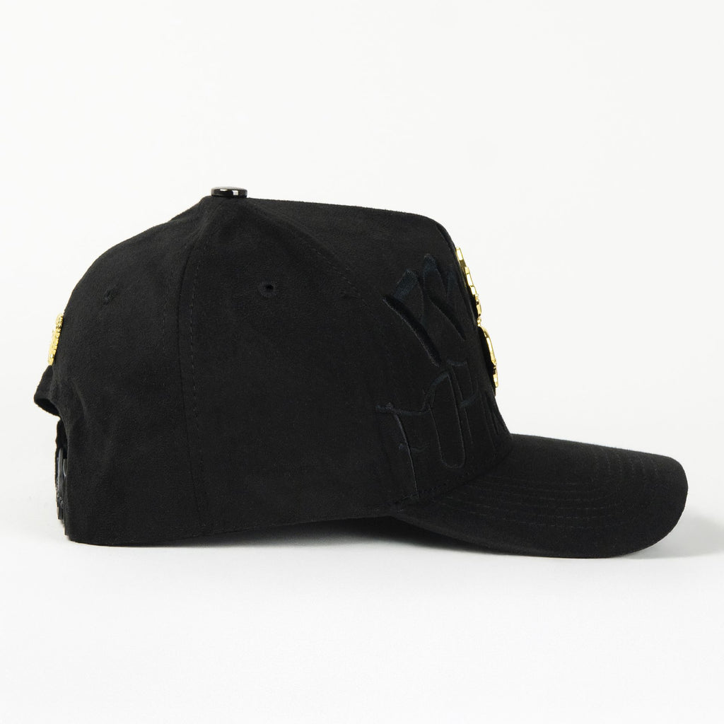 Gorra 5.7 de Gamuza HEART GOLD PRAY FOR MEXICO BLACK | Visera Curva Snapback