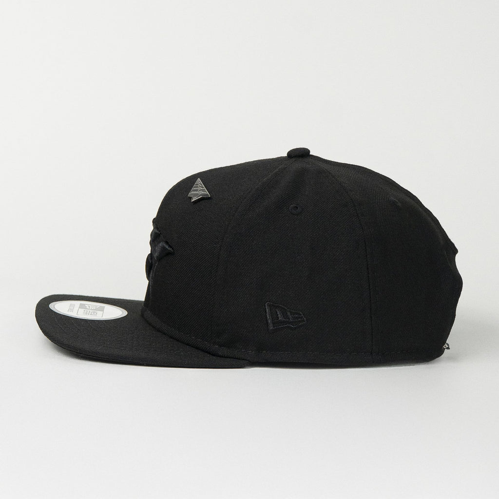 Gorra PAPER PLANE ALL BLACK | Snapback Visera Plana