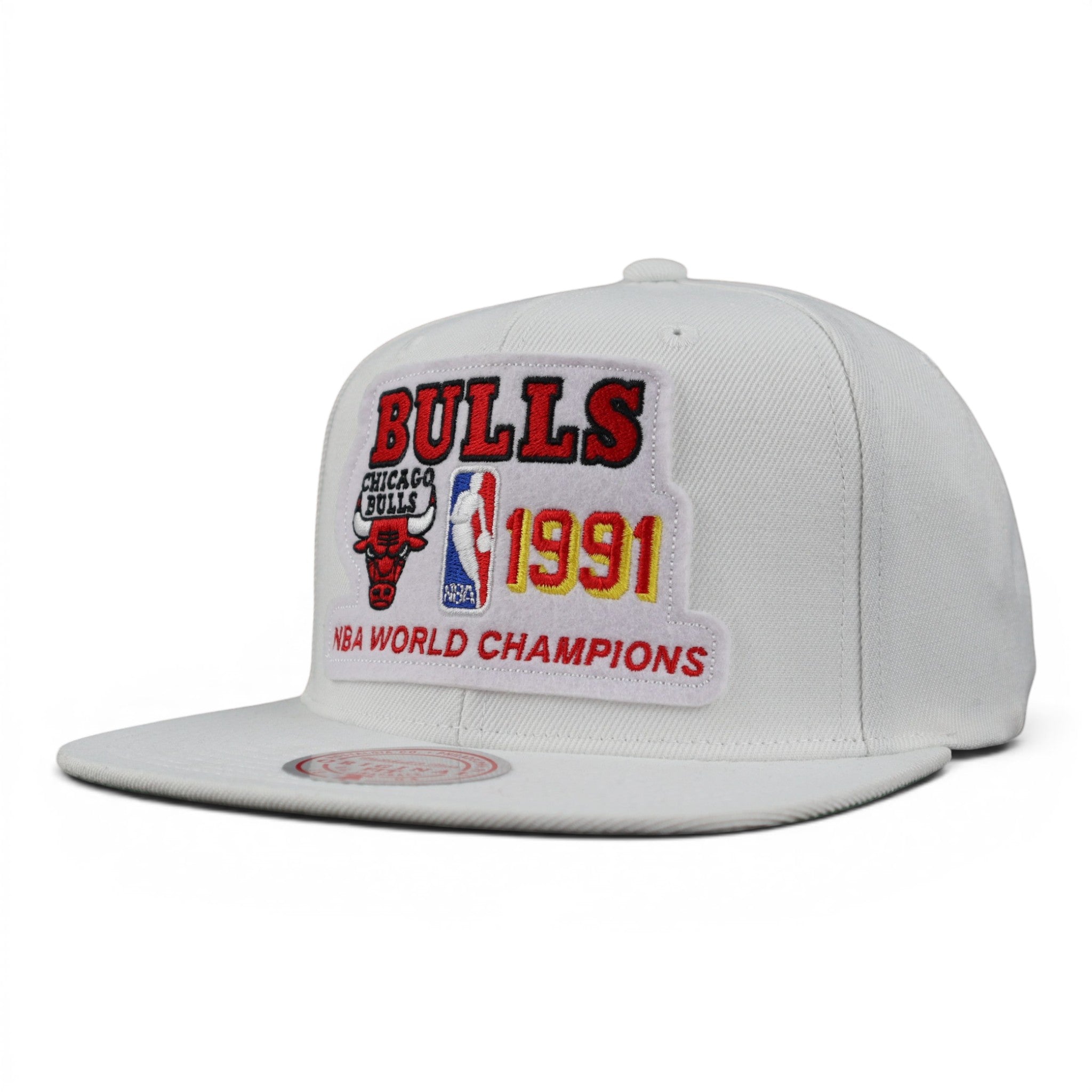 GORRA MITCHELL & NESS BULLS 91 CHAMPS HWC WHT
