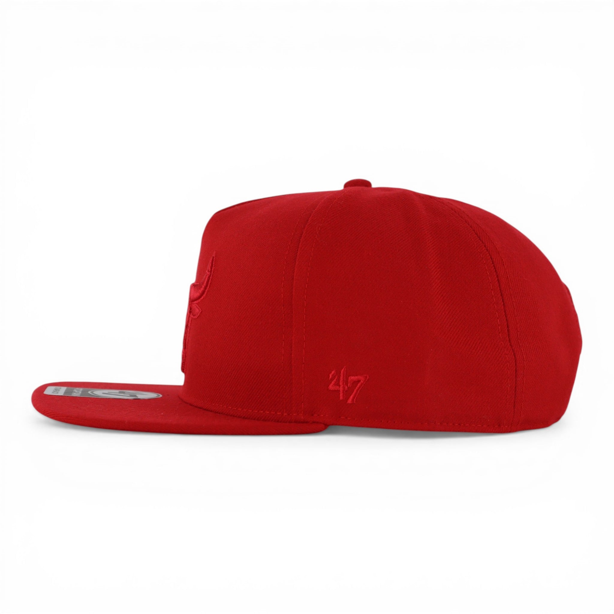 BULLS RED CAPTAIN