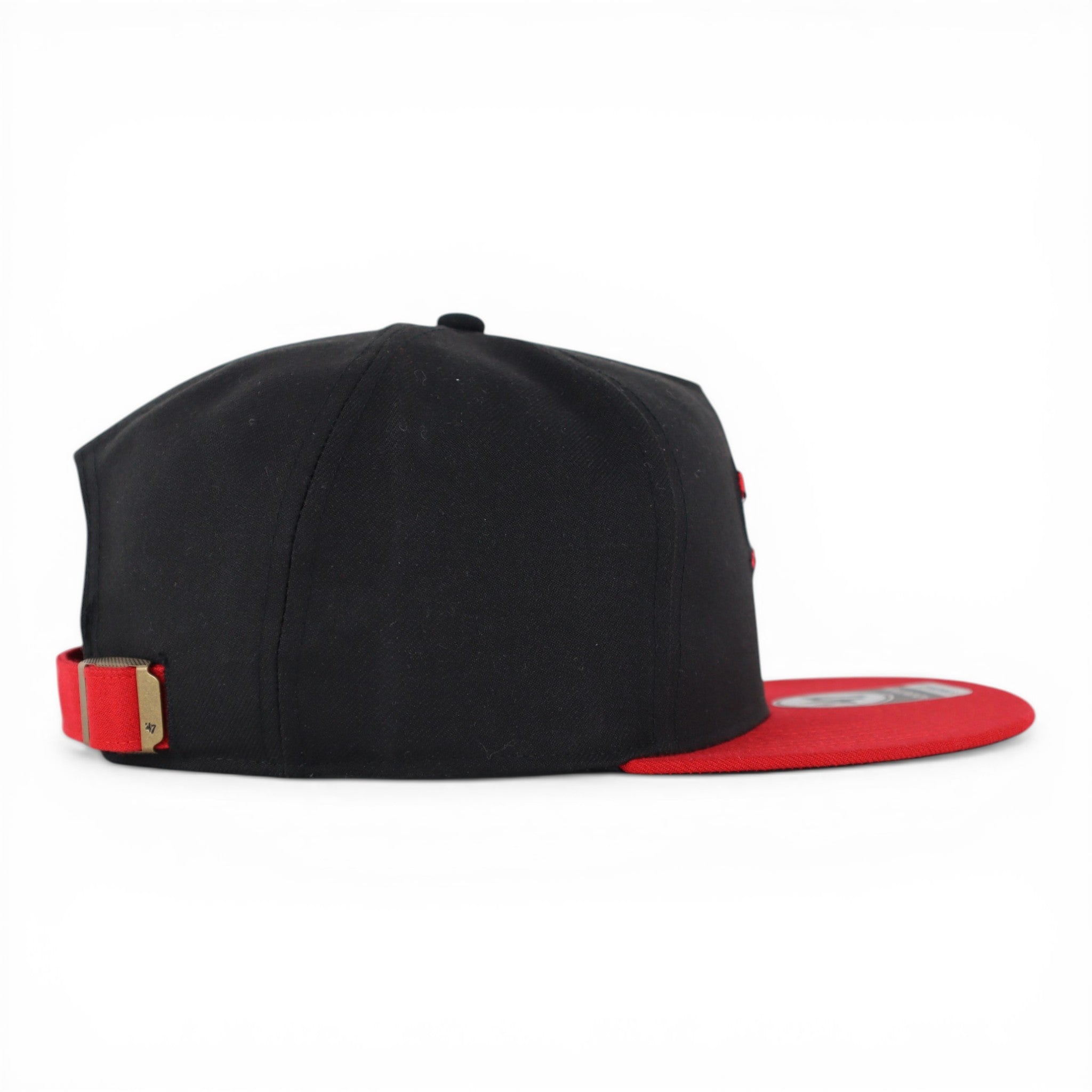 BULLS BLACK/RED CAPTAIN