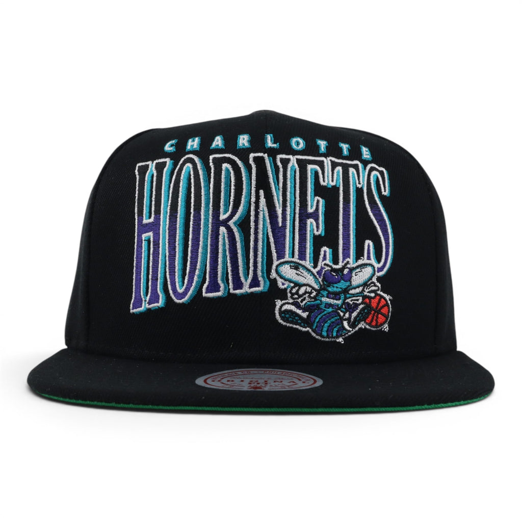 GORRA MITCHELL & NESS HORNETS CHARLOTTE BLACK