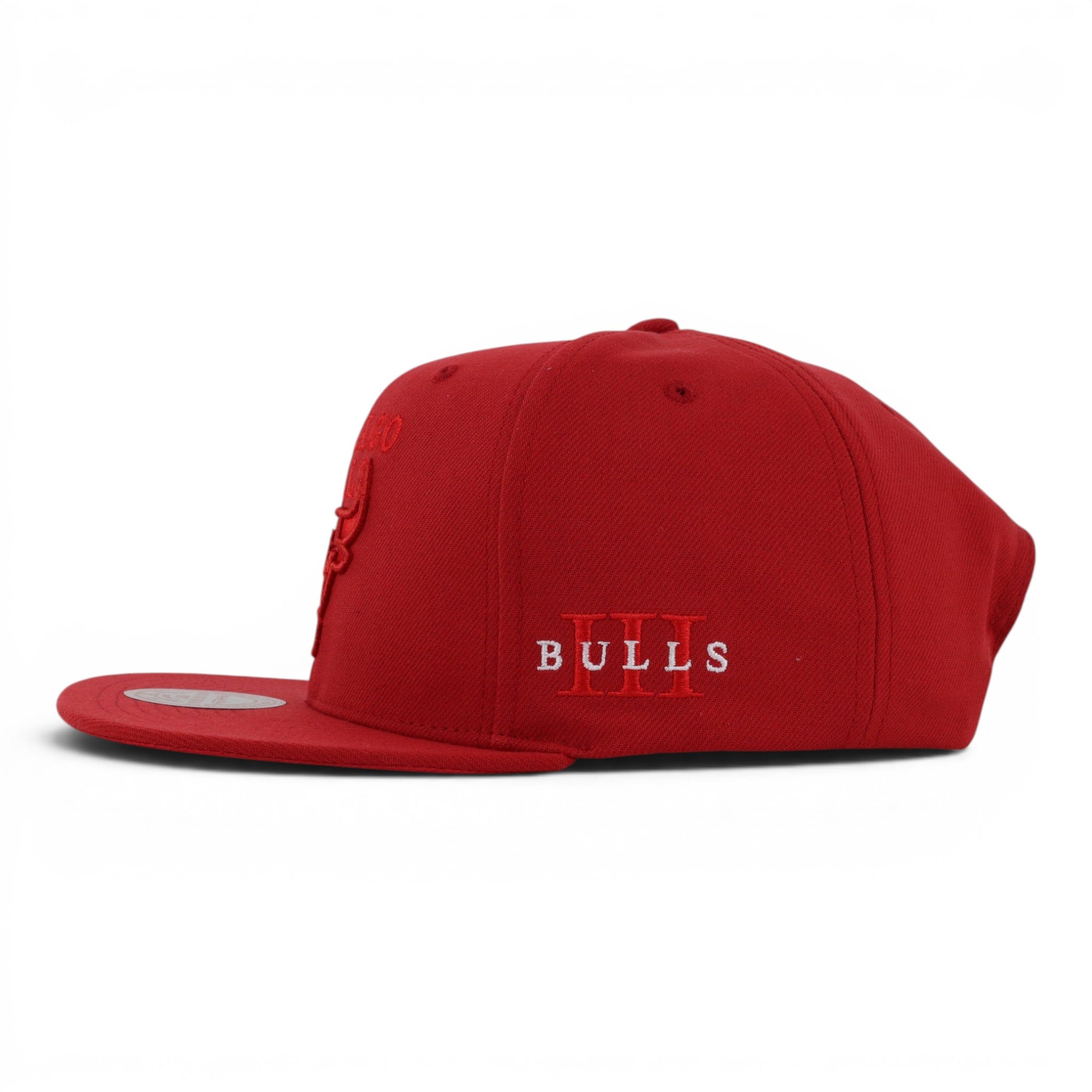 BULLS CORE III ALL RED