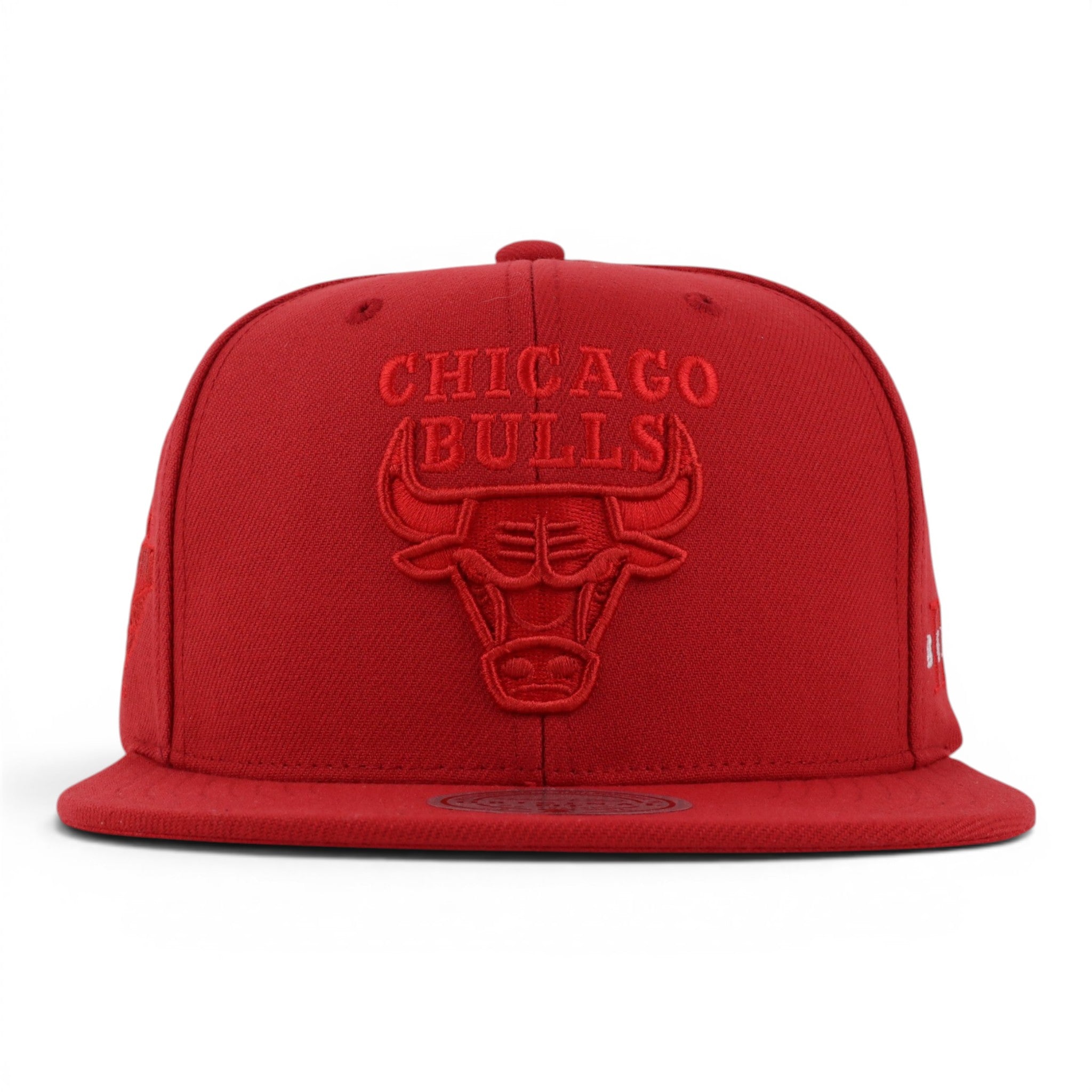 GORRA MITCHELL & NESS BULLS CORE III ALL RED