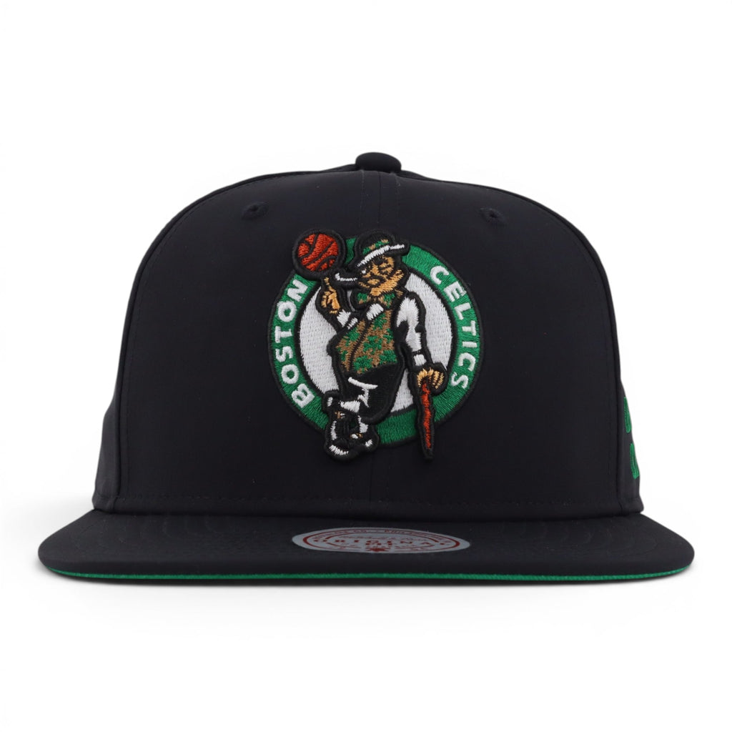 GORRA MITCHELL & NESS CELTICS APRIL SHOWERS BLK