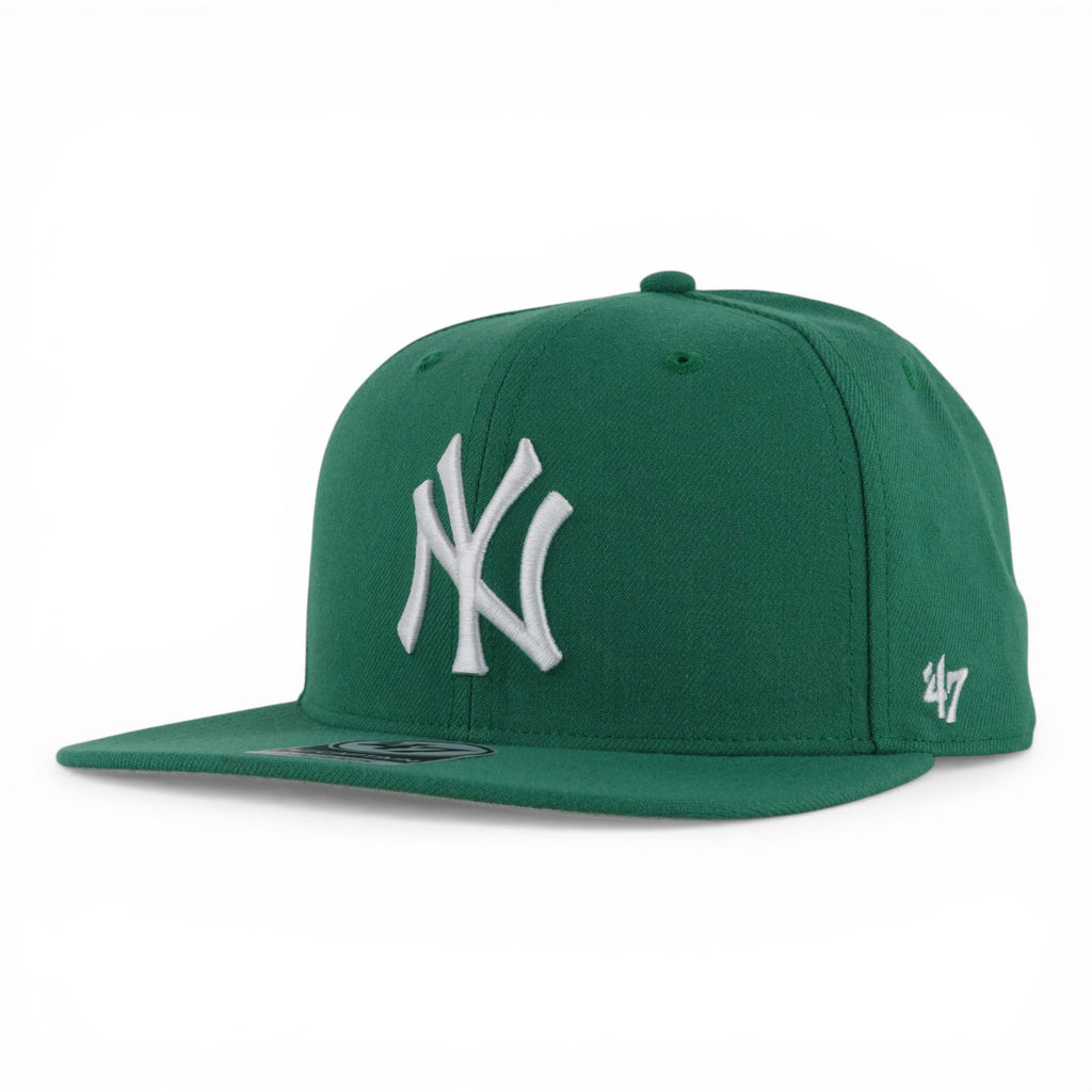 YANKEES ALL GREEN SNAPBACK CAPTAIN