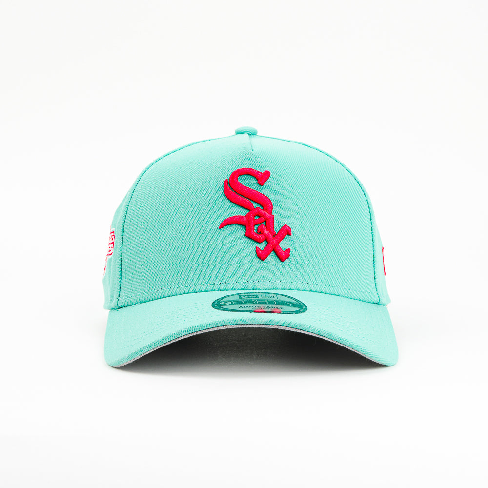 GORRA A FRAME NEW ERA WHITE SOX WORLD 05 SERIES AQUA /PINK