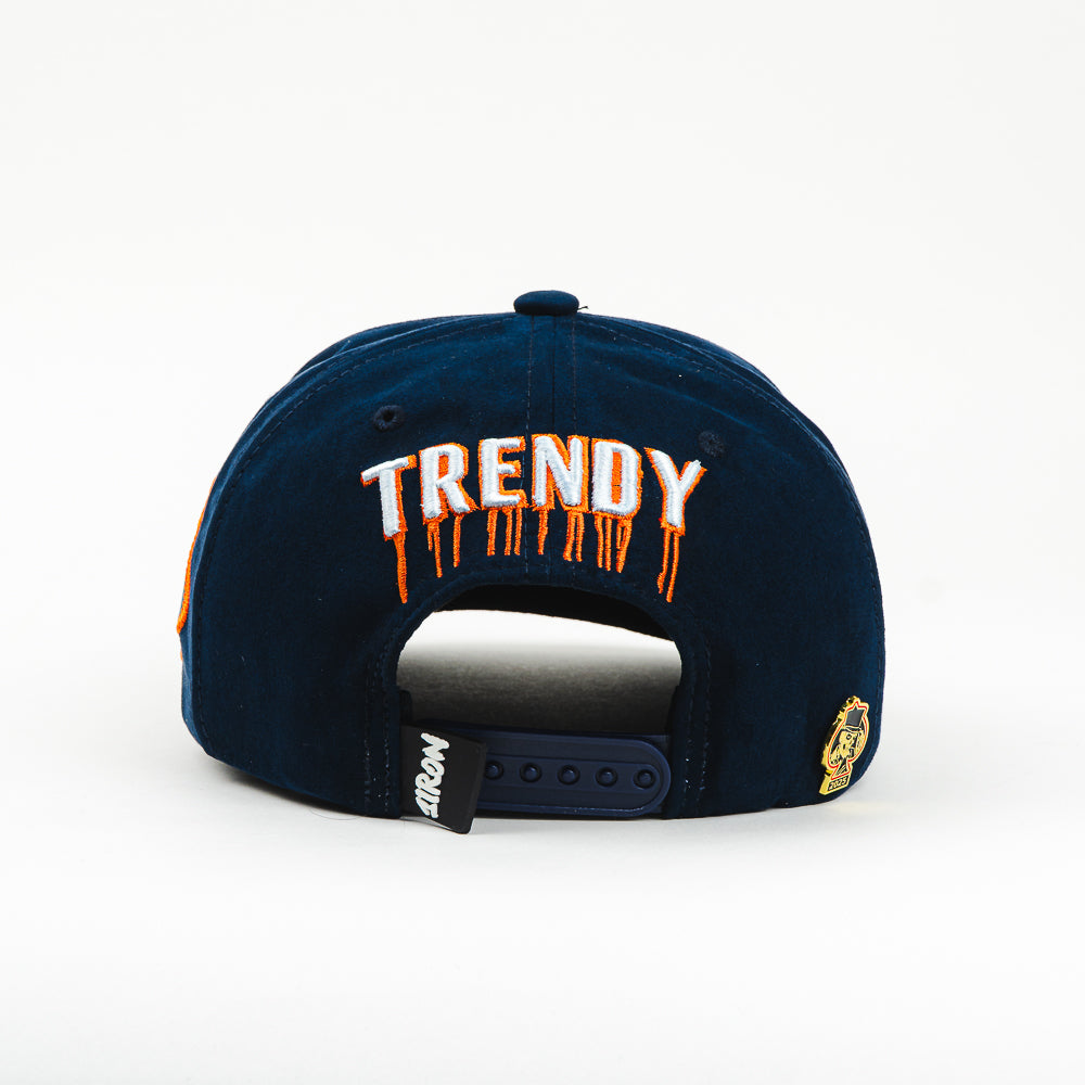 GORRA 1IRON TRENDY I AM REAL NAVY SUEDE