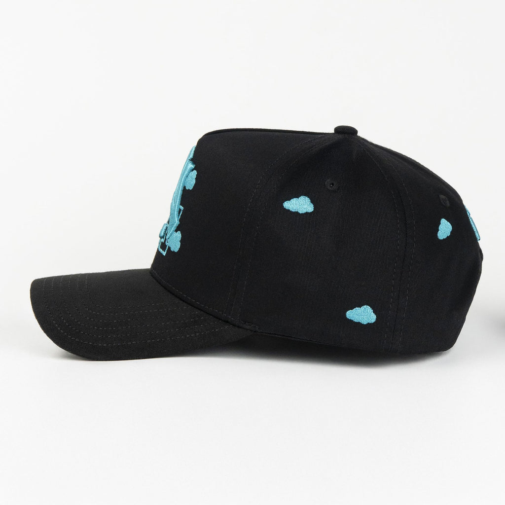 Gorra Dakaps NY LA CLOUD AQUA BLACK VISOR SUEDE | Snapback Visera Curva