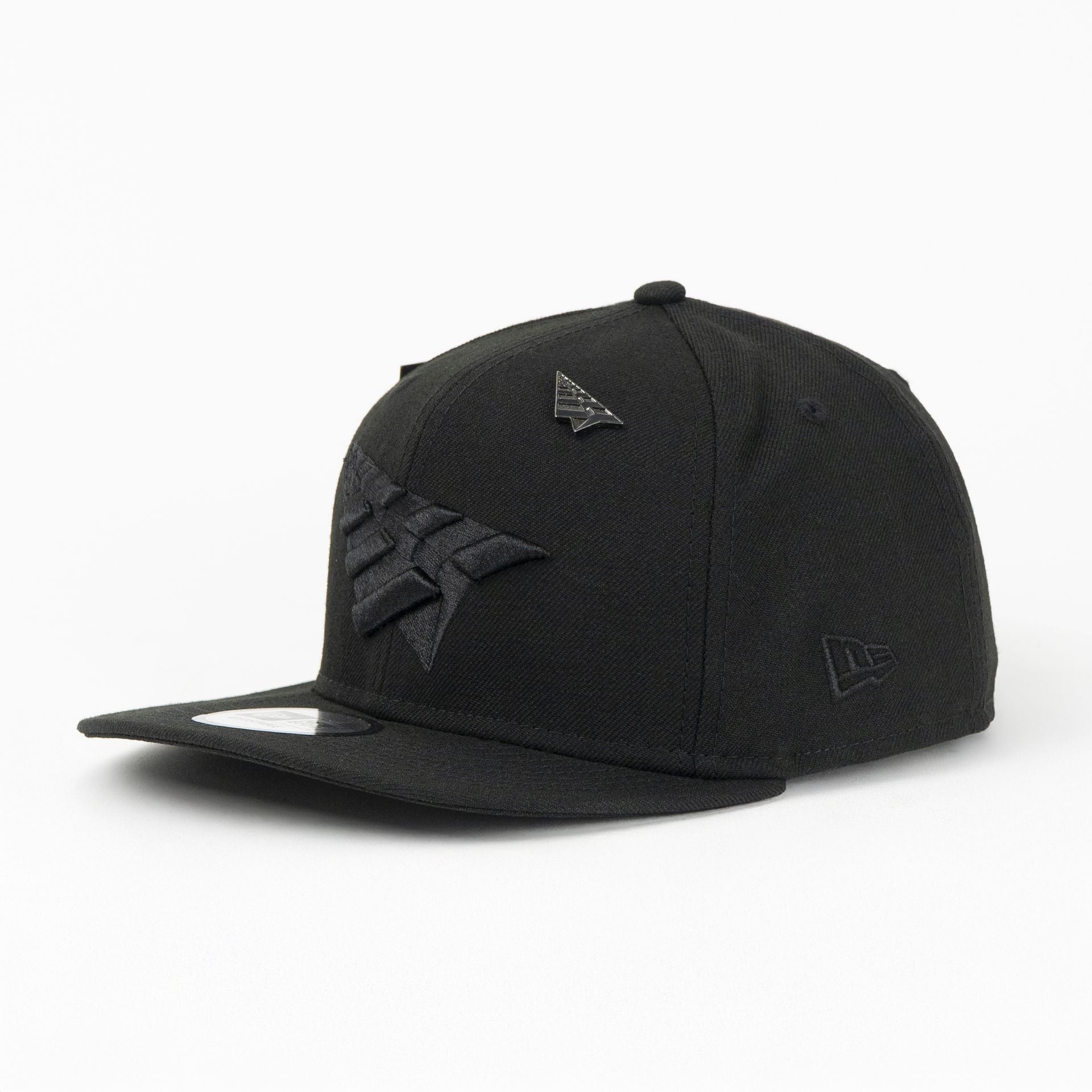 Gorra PAPER PLANE ALL BLACK | Snapback Visera Plana