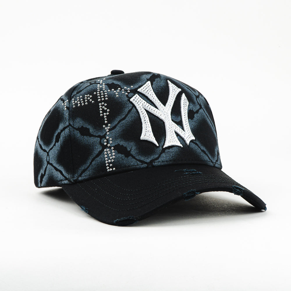 GORRA 31 HATS CAGED IN