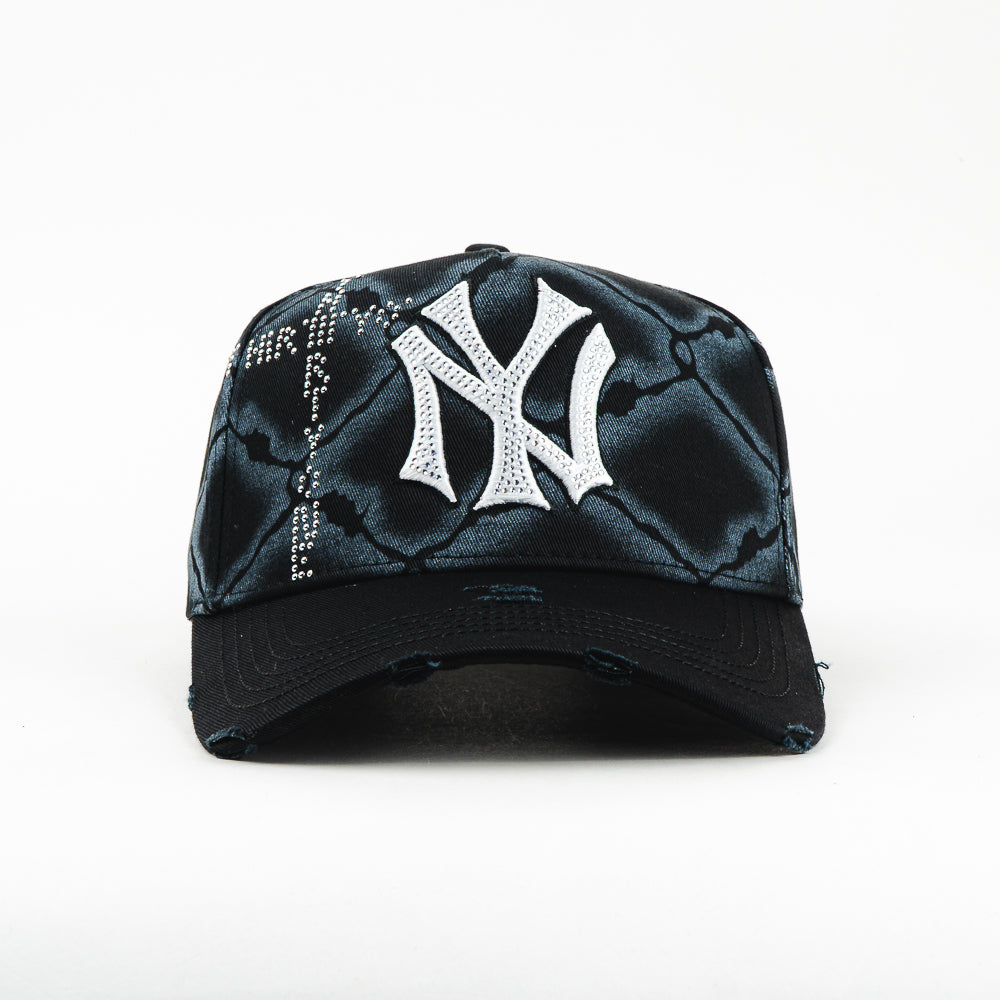 GORRA 31 HATS CAGED IN