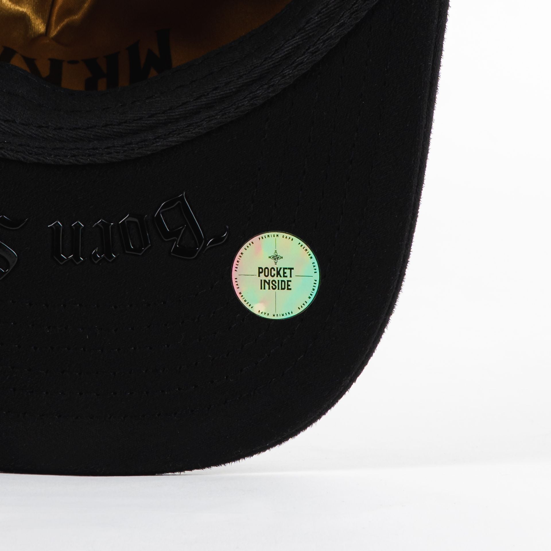 Gorra Mr Kash 5KINGDOME COME BLACK SUEDE | Snapback Visera Plana