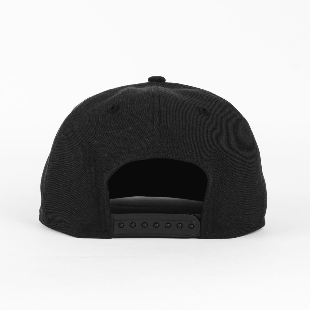 Gorra New Era RED SOX BASIC BLK/WHT | Visera Corta Plana Snapback