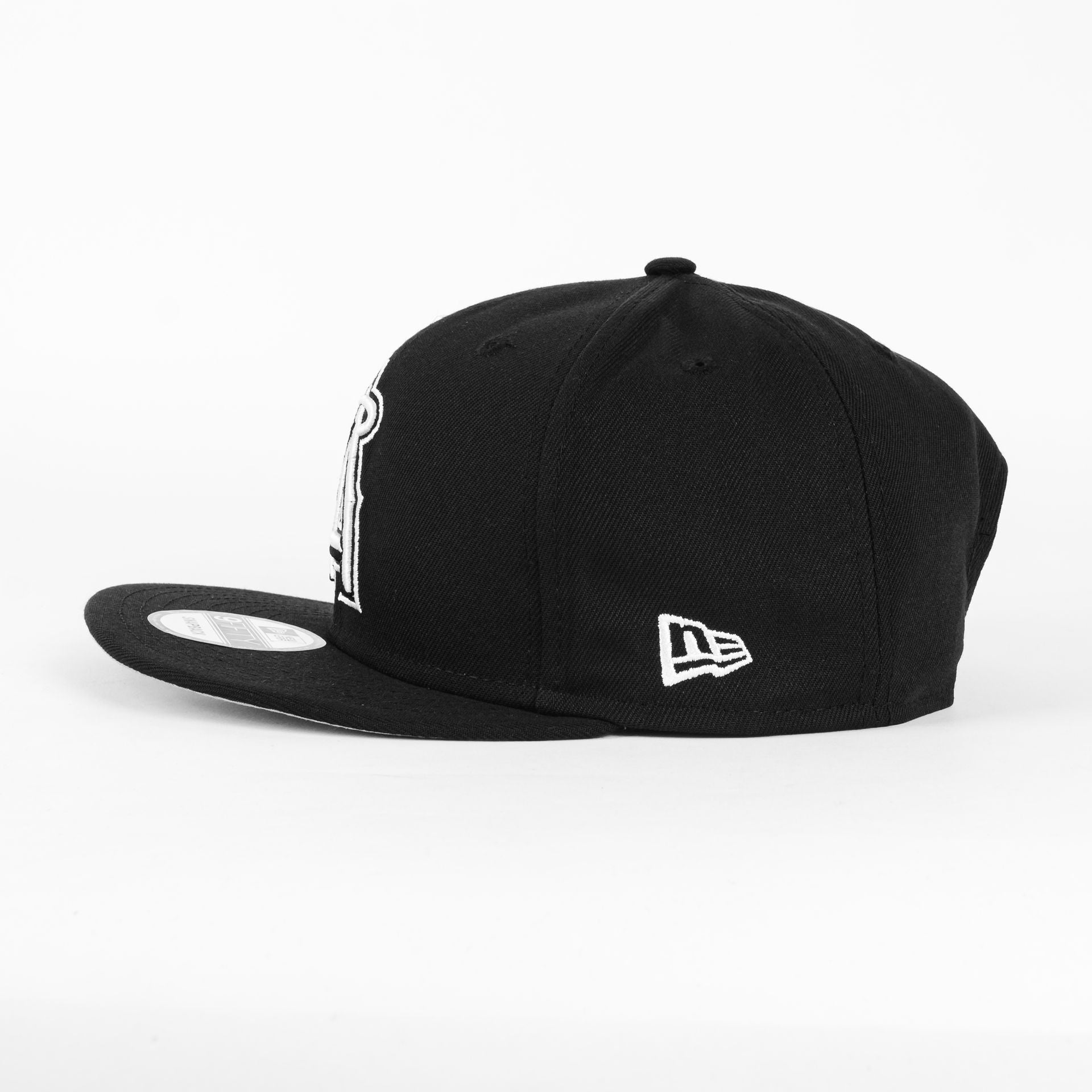 Gorra New Era ANGELS BASIC BLK/WHT | Visera Corta Plana Snapback