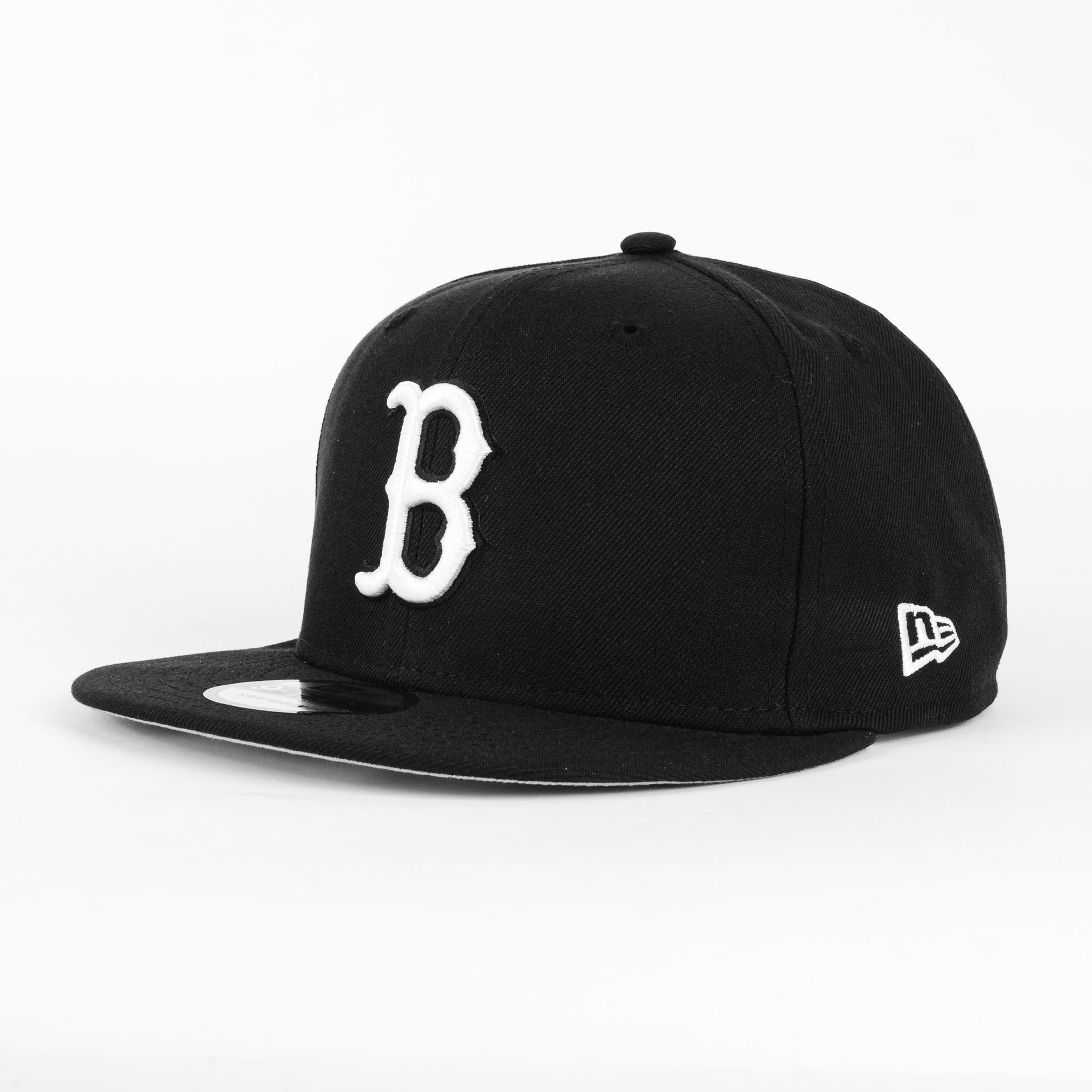 Gorra New Era RED SOX BASIC BLK/WHT | Visera Corta Plana Snapback