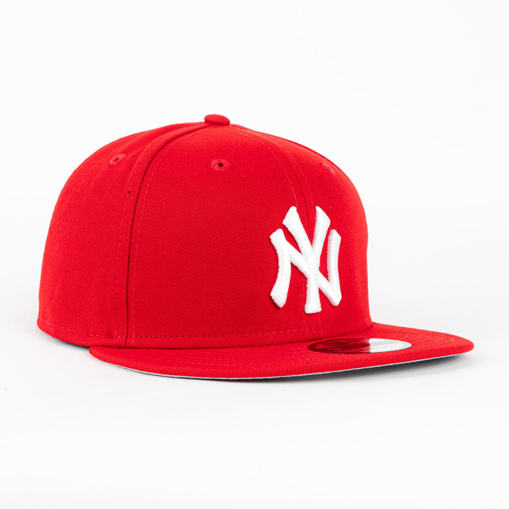 Gorra New Era YANKEES BASIC RED/WHT | Visera Corta Plana Snapback