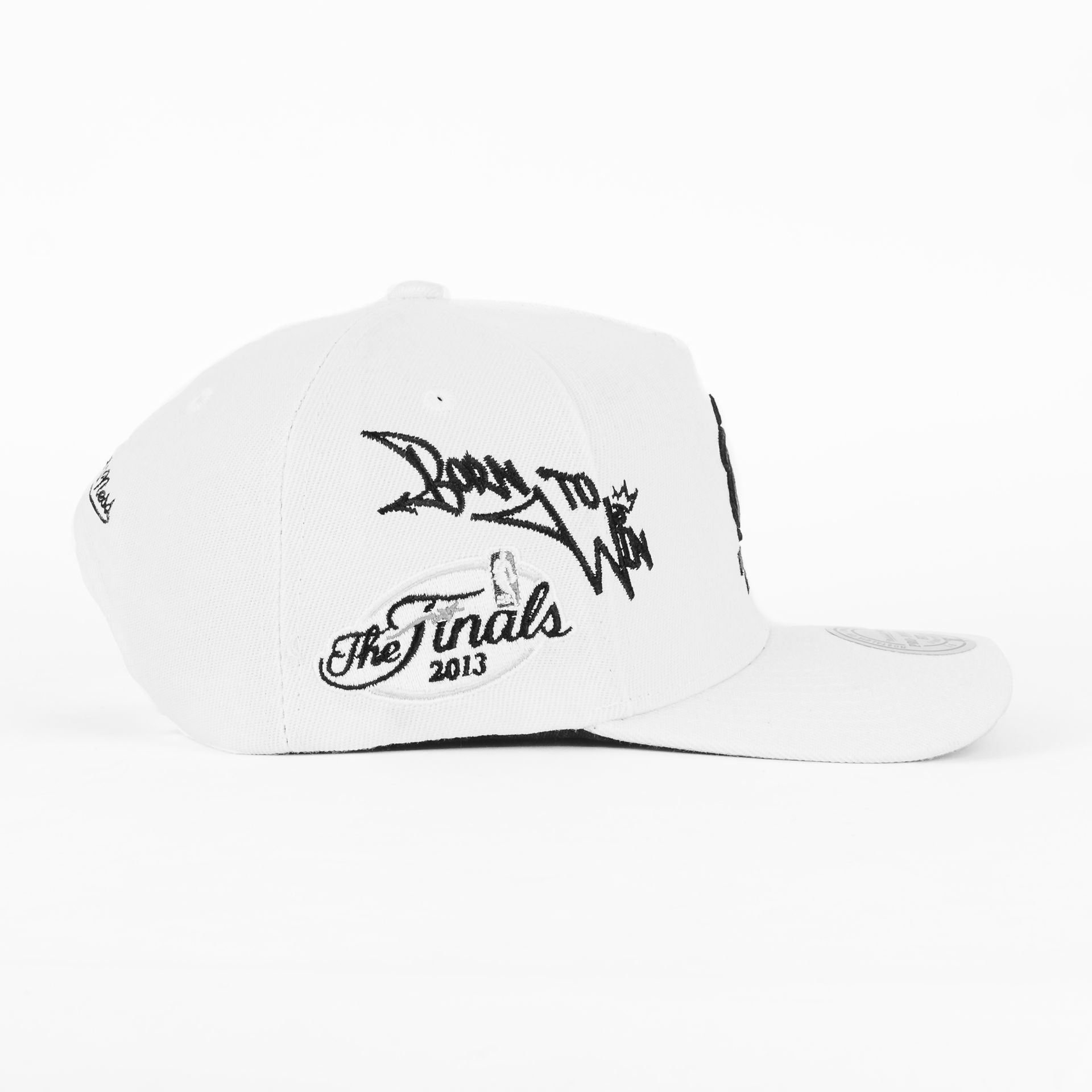 HEAT BORN TO WIN WHITE