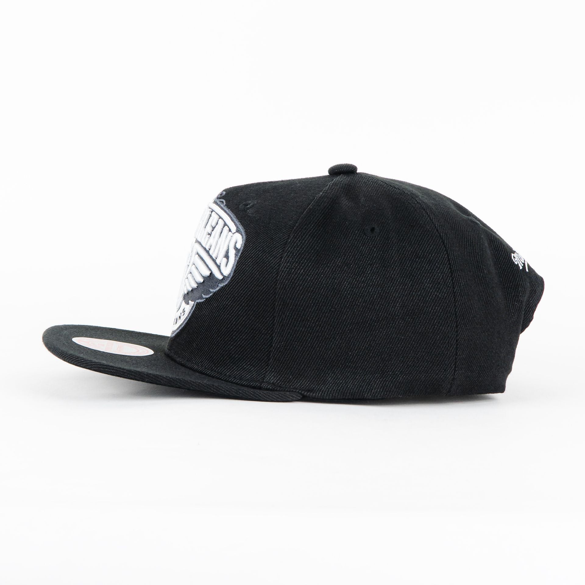 Gorra Mitchell&Ness PELICANS BLACK/WHT | Snapback Visera Plana