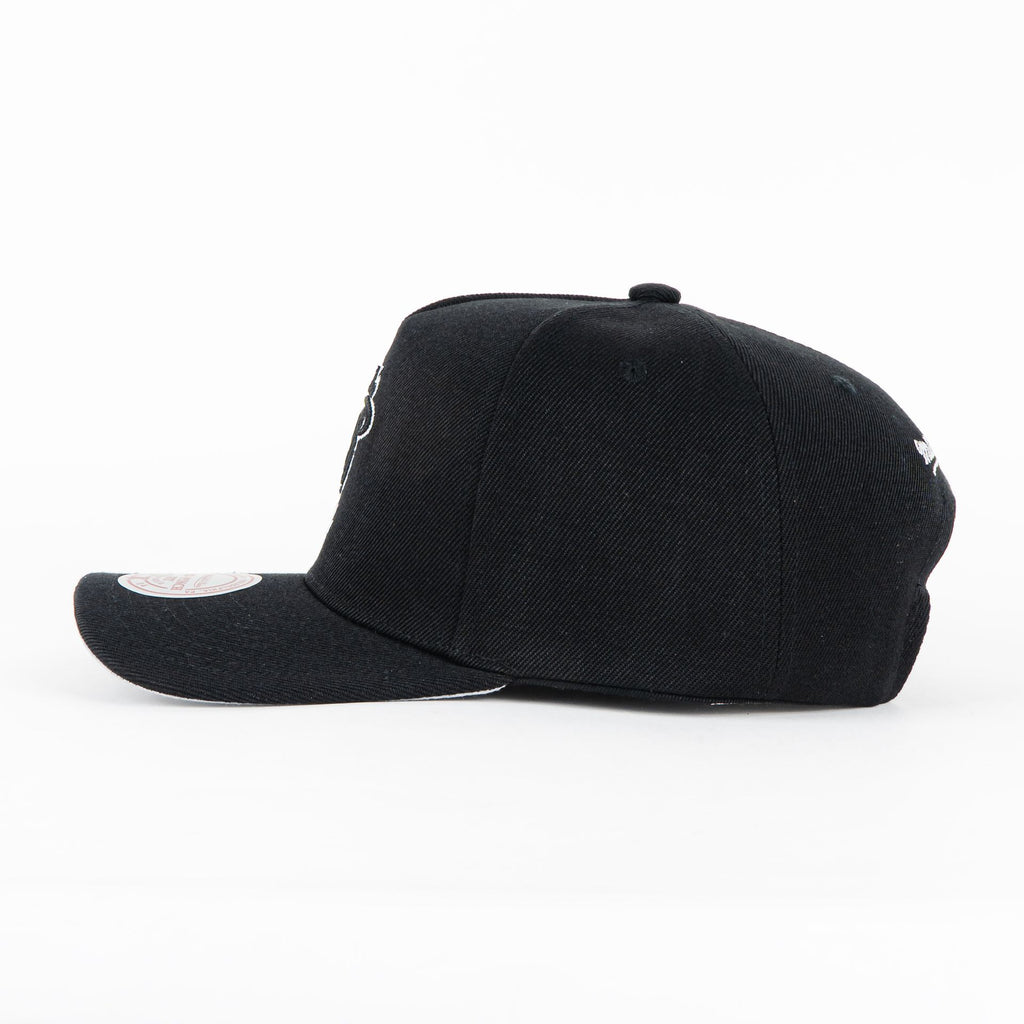 Gorra Mitchell&Ness HEAT BORN TO WIN BLACK | Snapback Visera Semicurva