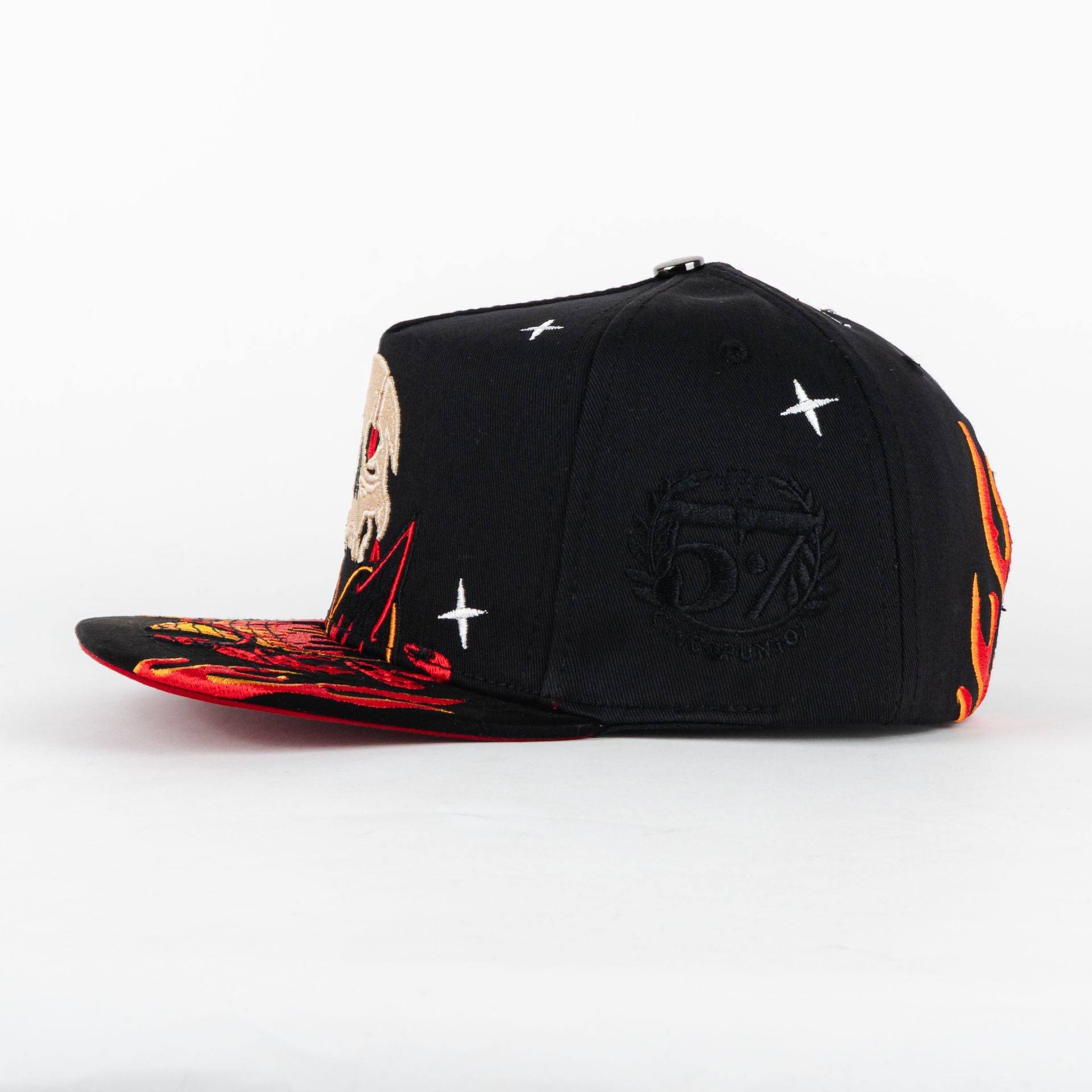 Gorra 5.7 SKULL FIRE HEART BLK | Snapback Visera Plana