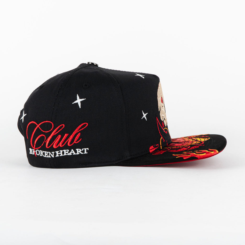 Gorra 5.7 SKULL FIRE HEART BLK | Snapback Visera Plana