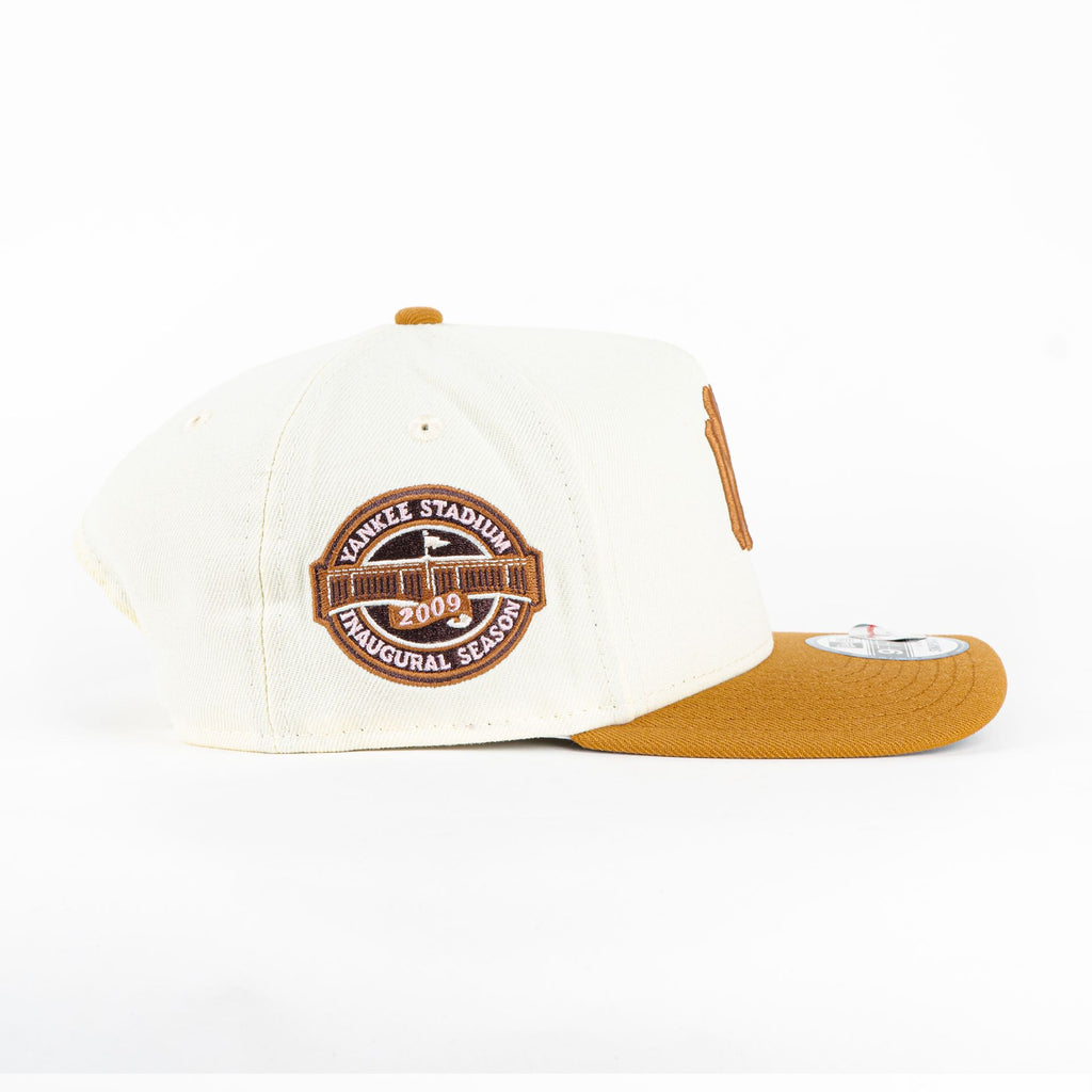 Gorra New Era A-Frame YANKEES 2009 NATU/CAMEL 950F | Snapback Visera Semicurva