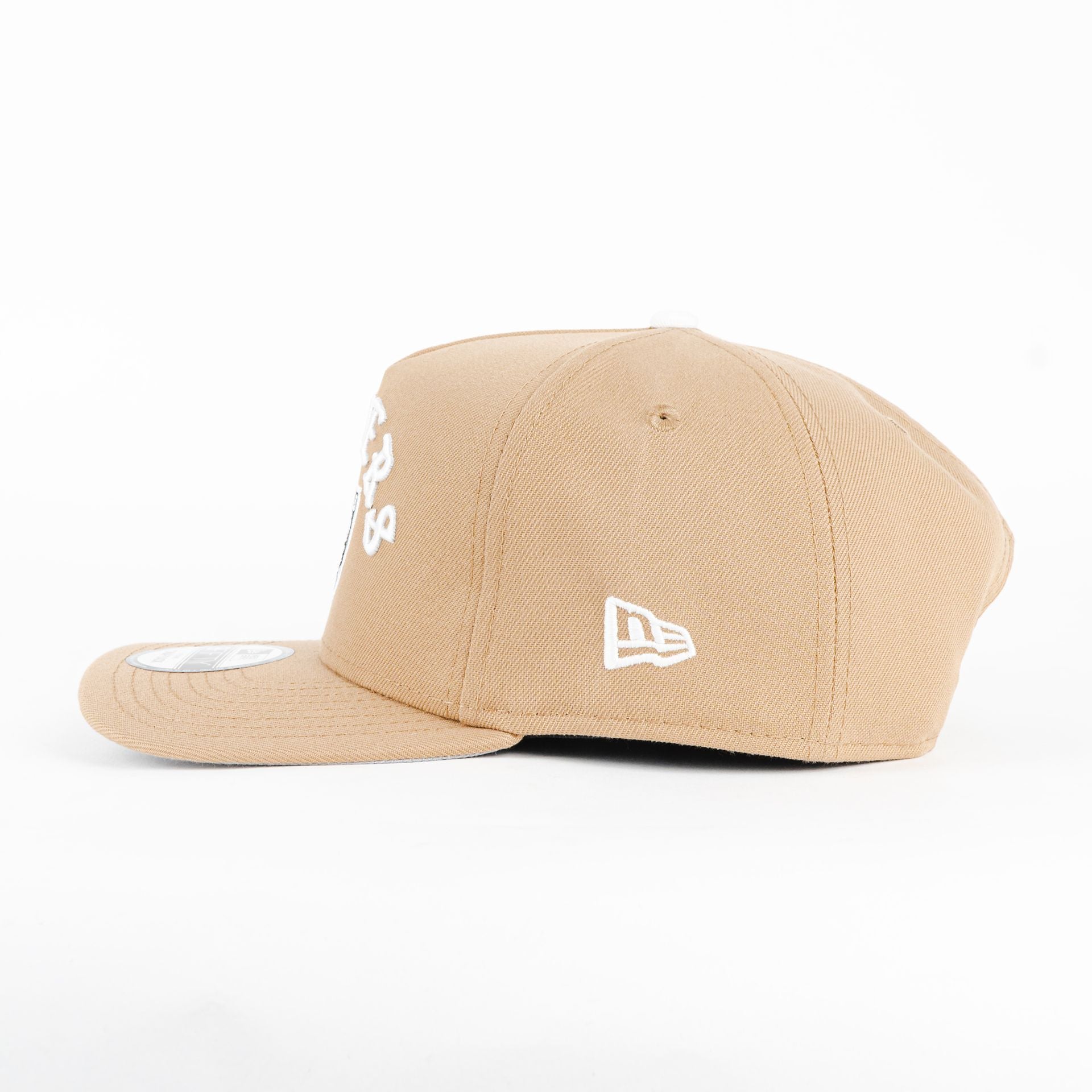 Gorra New Era A-Frame RAIDERS 60TH BEIGE 950F | Snapback Visera Semicurva