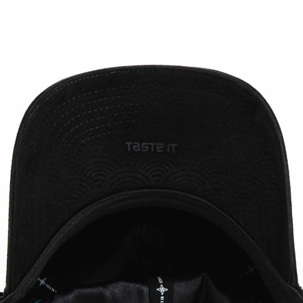 Gorra Mr. Kash ENJOY NEGRA SUEDE | Snapback Visera Semicurva