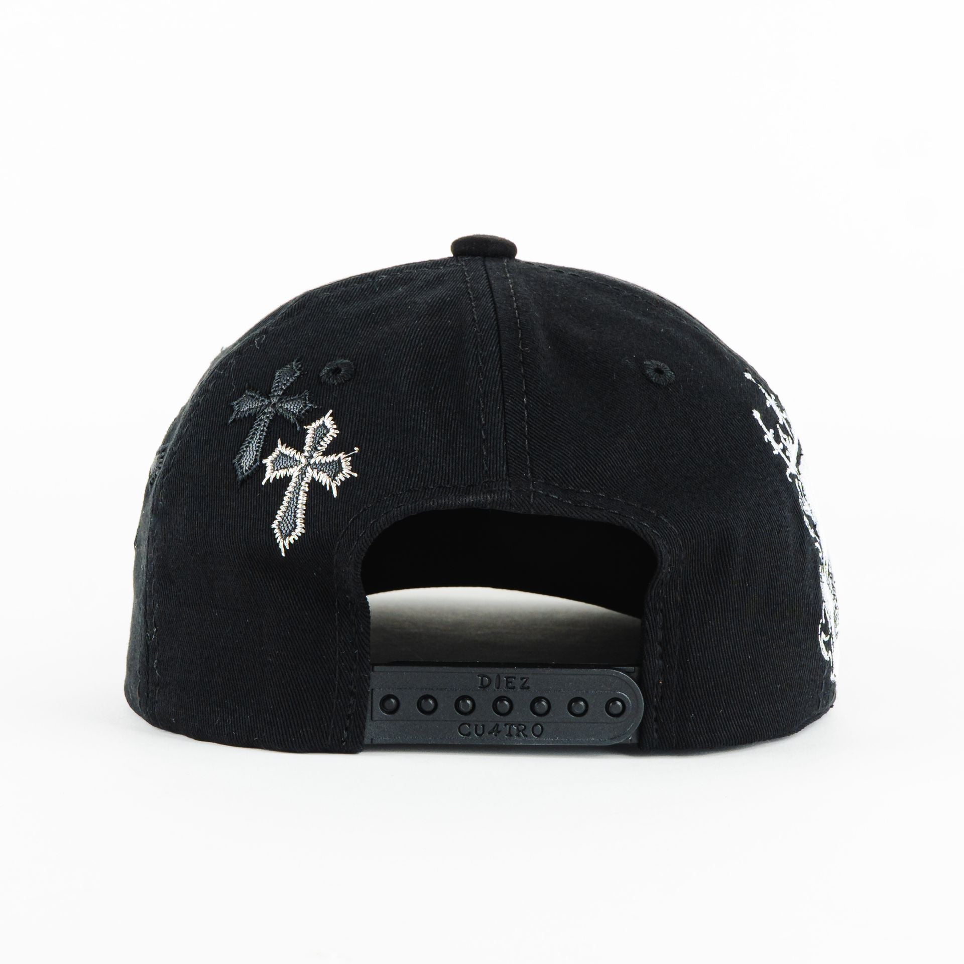 Gorra Diez Cuatro EL REY NO HA MUERTO BLK/RED | Snapback Visera Semicurva