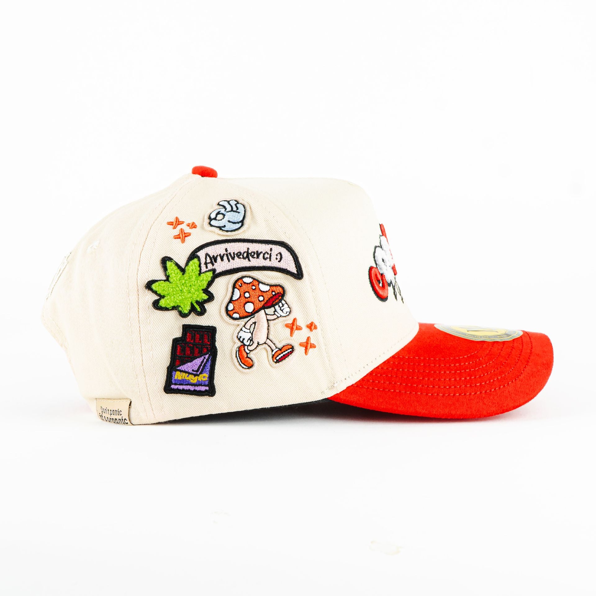 Gorra Mr. Kash COOKING BEIGE/ROJO SUEDE | Snapback Visera Semicurva