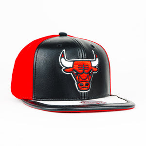 Gorra Mitchell & Ness BULLS DAY ONE BLACK/RED | Visera Plana Snapback
