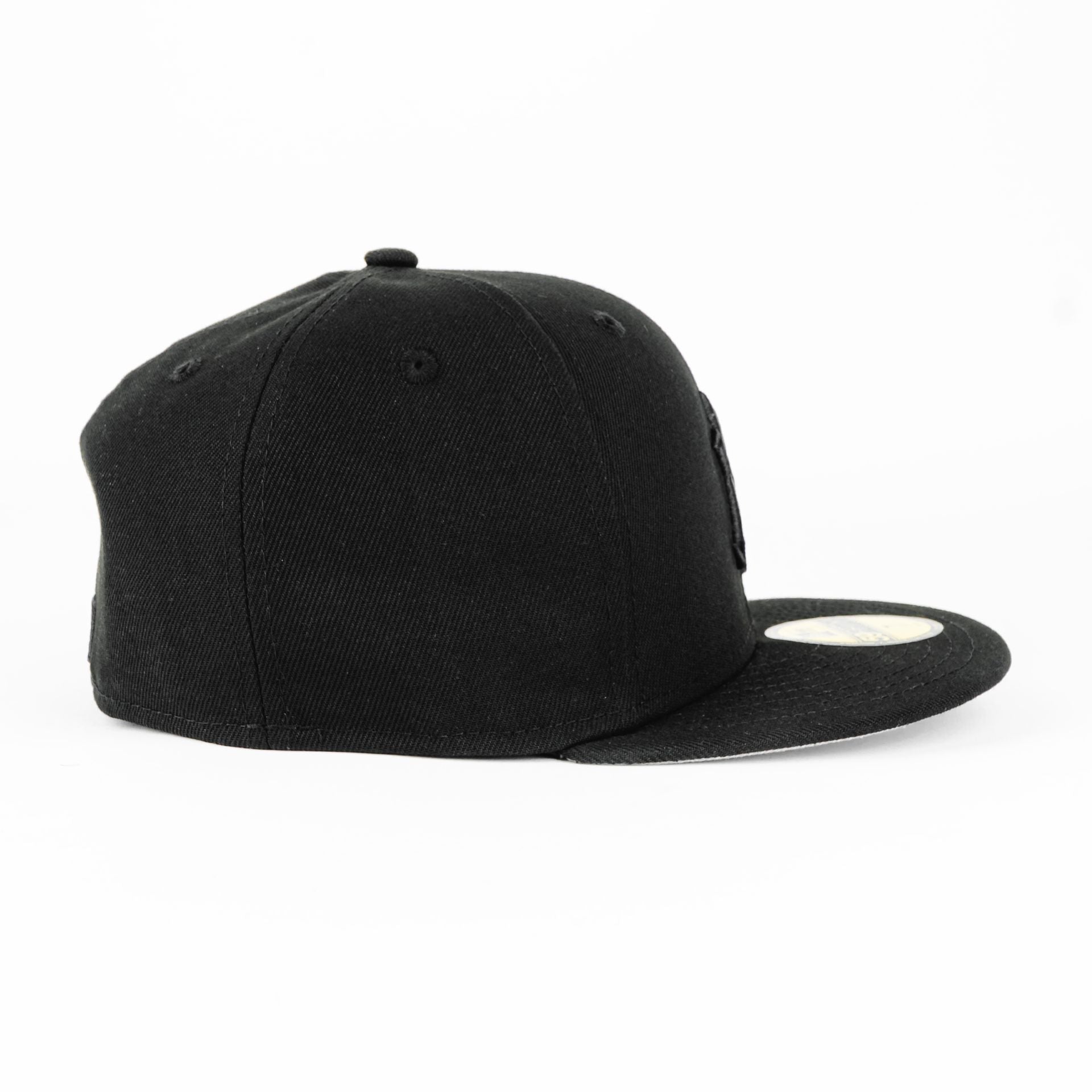 Gorra New Era YANKEES CLASS, ALL BLACK | CERRADA Visera Plana