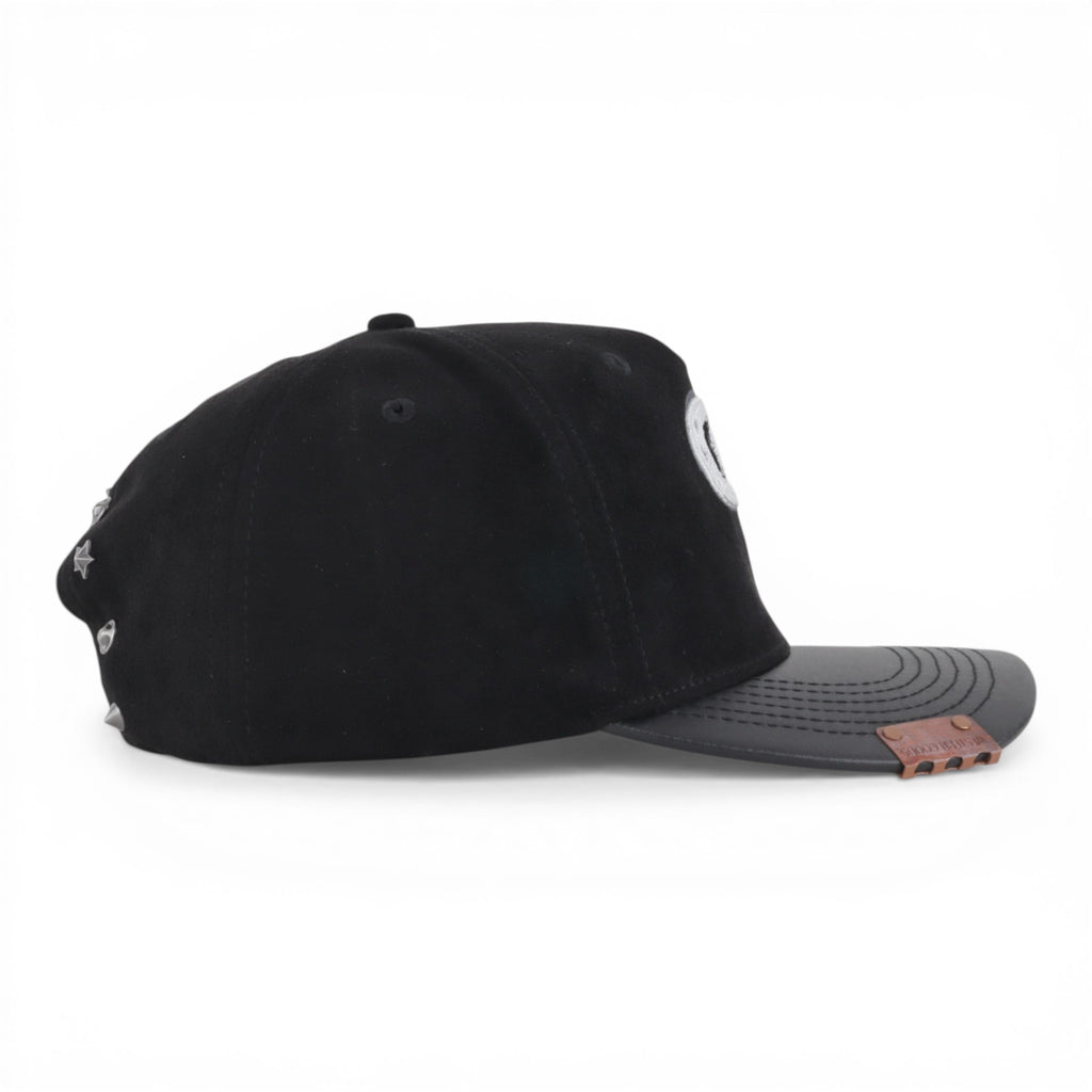 GORRA CARA BLANCA BUCKLE CROWN BLACK