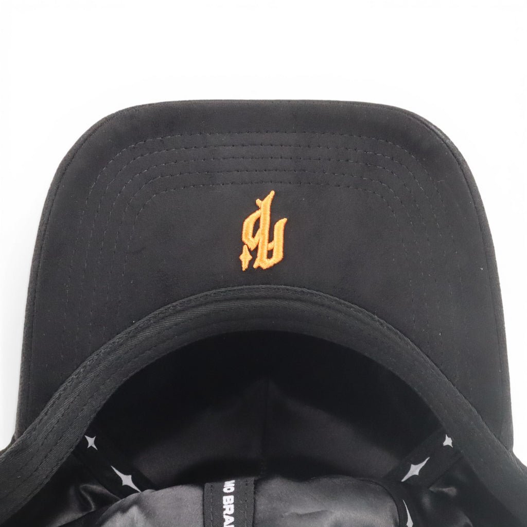 GORRA APLOMO MONEY FAME BLACK AP