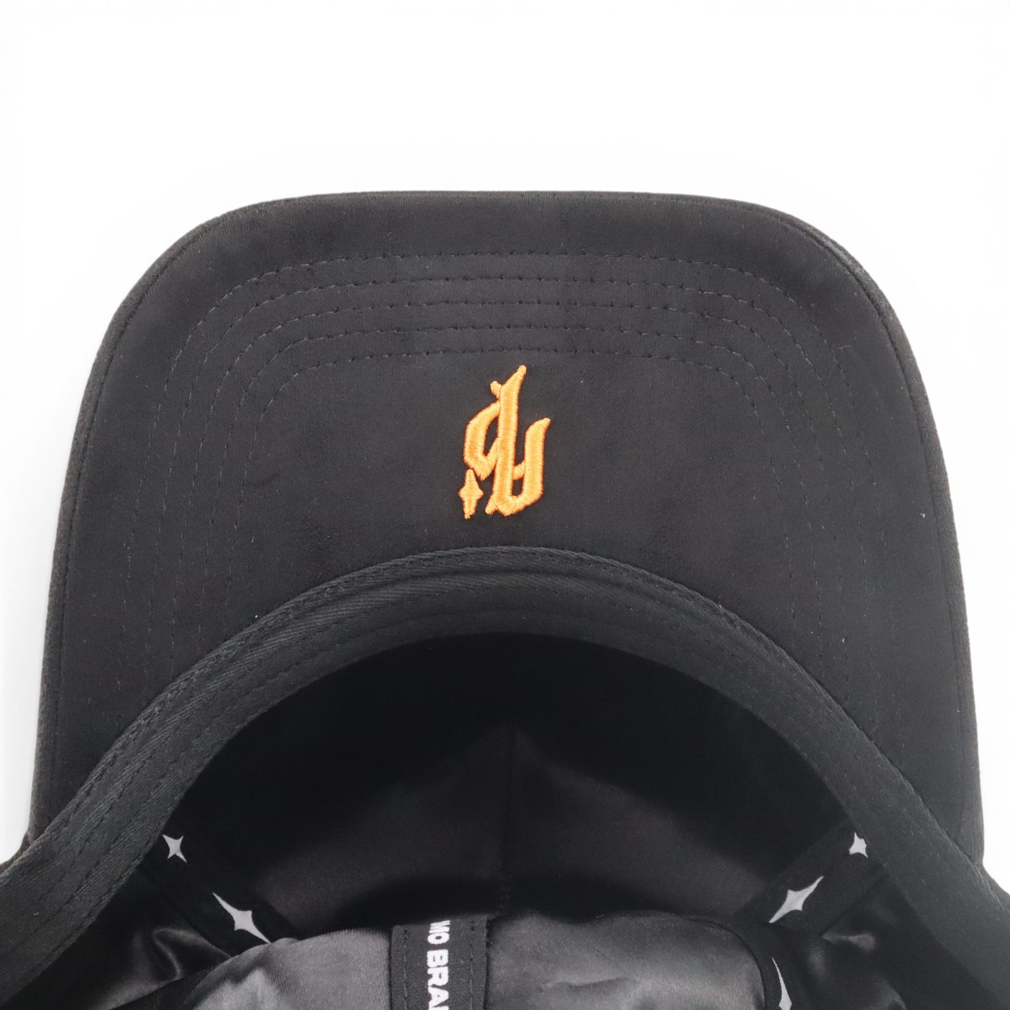 GORRA APLOMO MONEY FAME BLACK AP