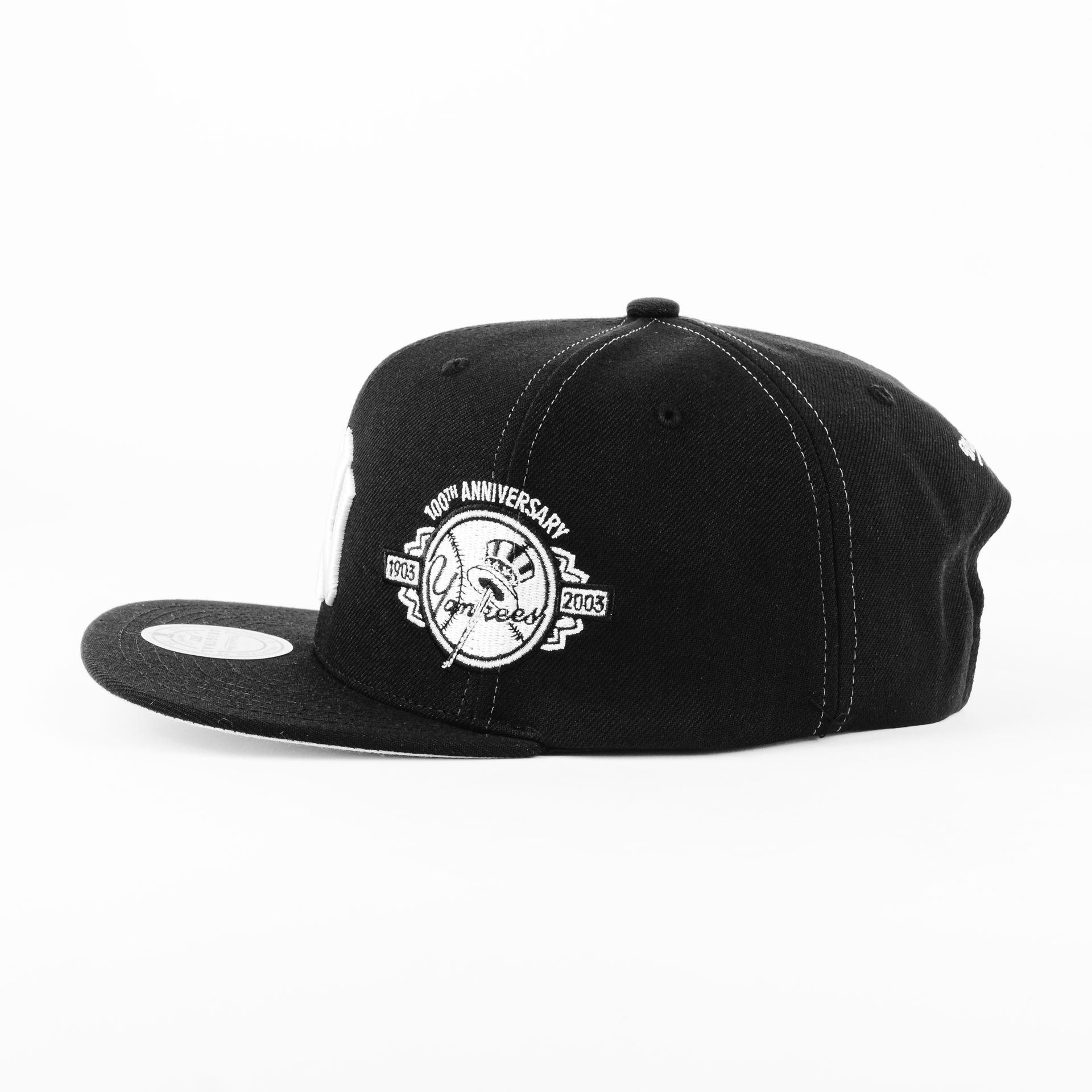 Gorra Mitchell&Ness YANKEES TRIFECTA BLK/WHT | Snapback Visera Plana