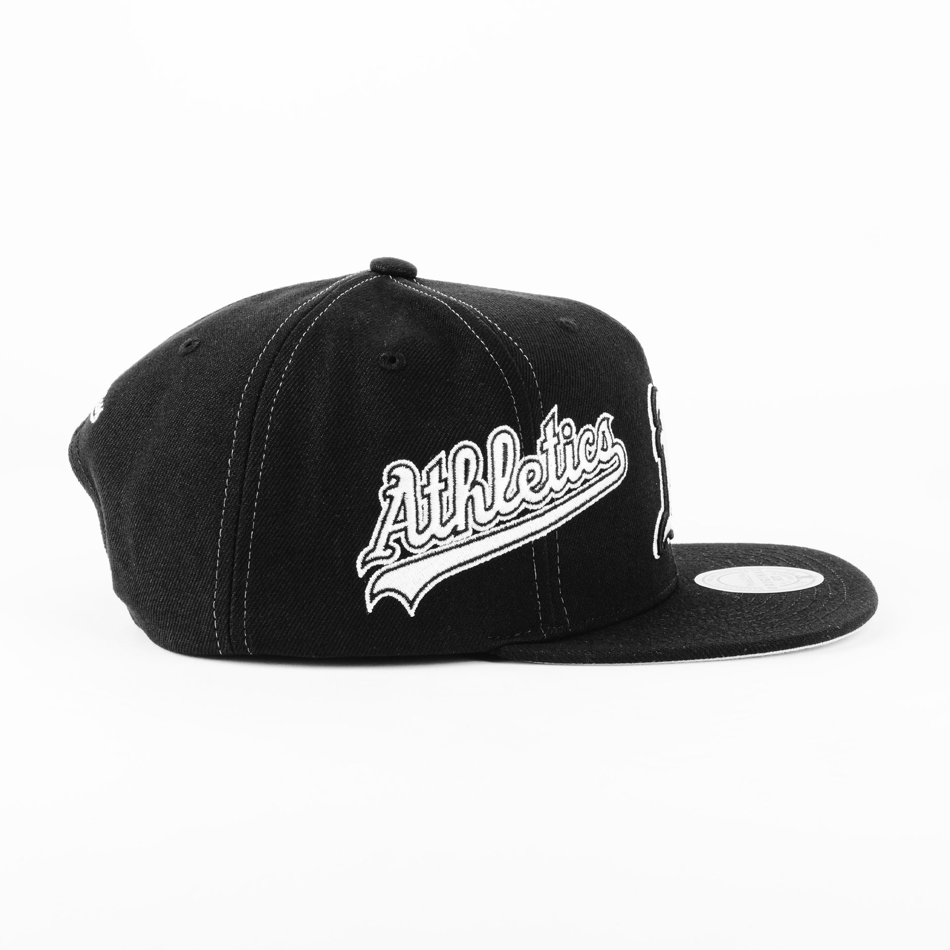 Gorra Mitchell&Ness ATHLETICS TRIFECTA BLK/WHT | Snapback Visera Plana