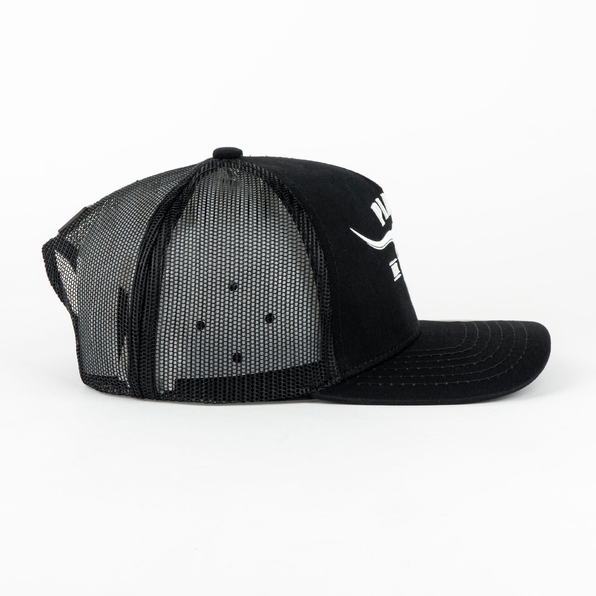 LONG HORNE BLACK/WHITE