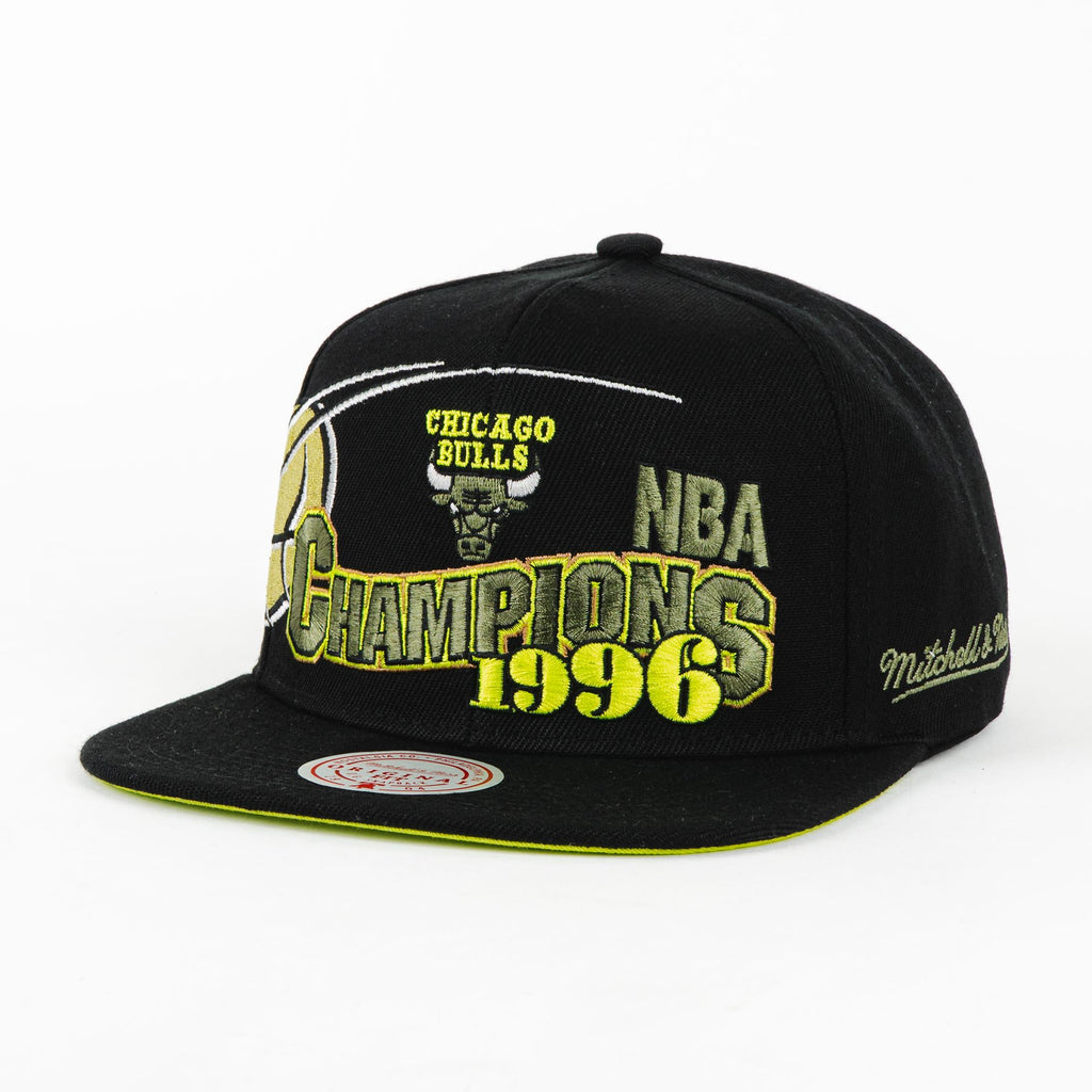 BULLS 96 CHAMP FLIPSIDE BLACK