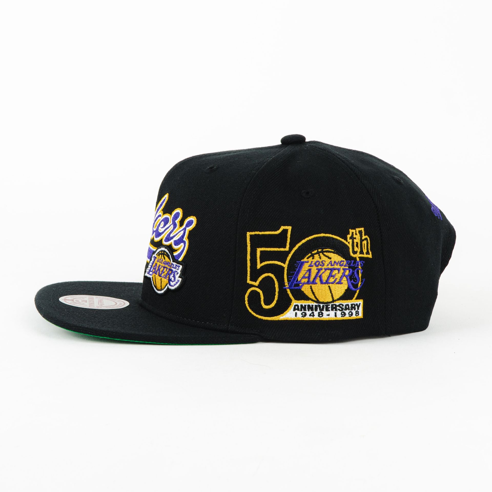 LAKERS OVERWEEP BLACK