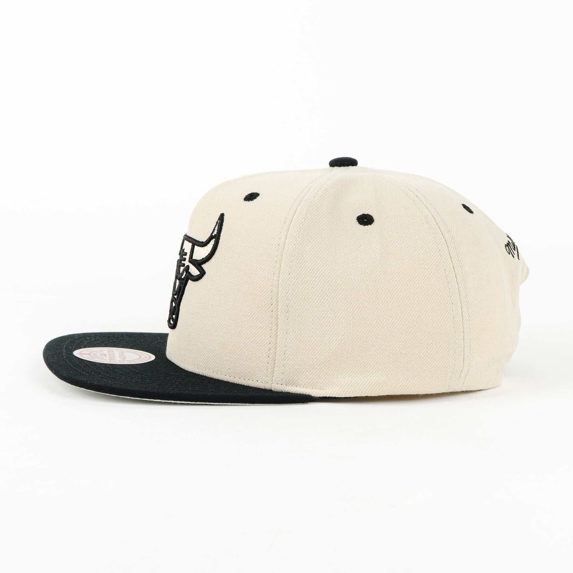 BULLS EVERGREEN CREAM/BLK