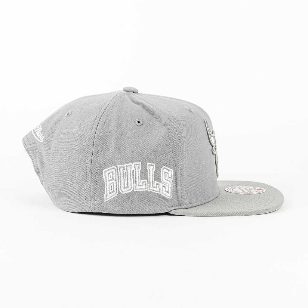 BULLS EVERGREEN GREY