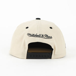 GORRA MITCHELL & NESS RAPTORS EVERGREEN CREAM/BLK