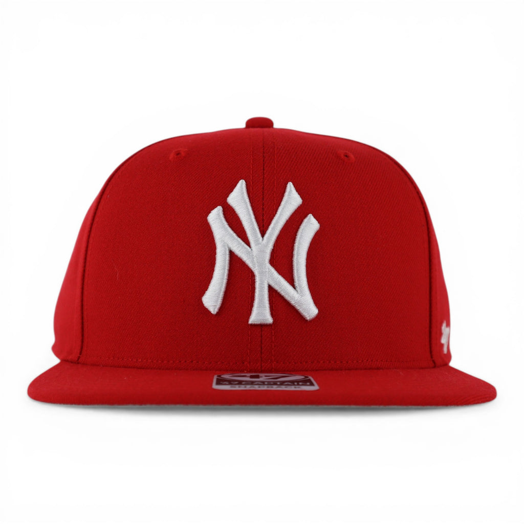 YANKEES ALL RED SNAPBACK CAPTAIN