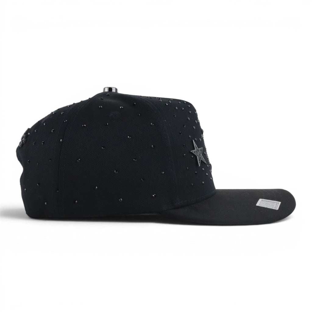 GORRA BIGG BOSS ANIVERSARIO SILVER ALL BLACK