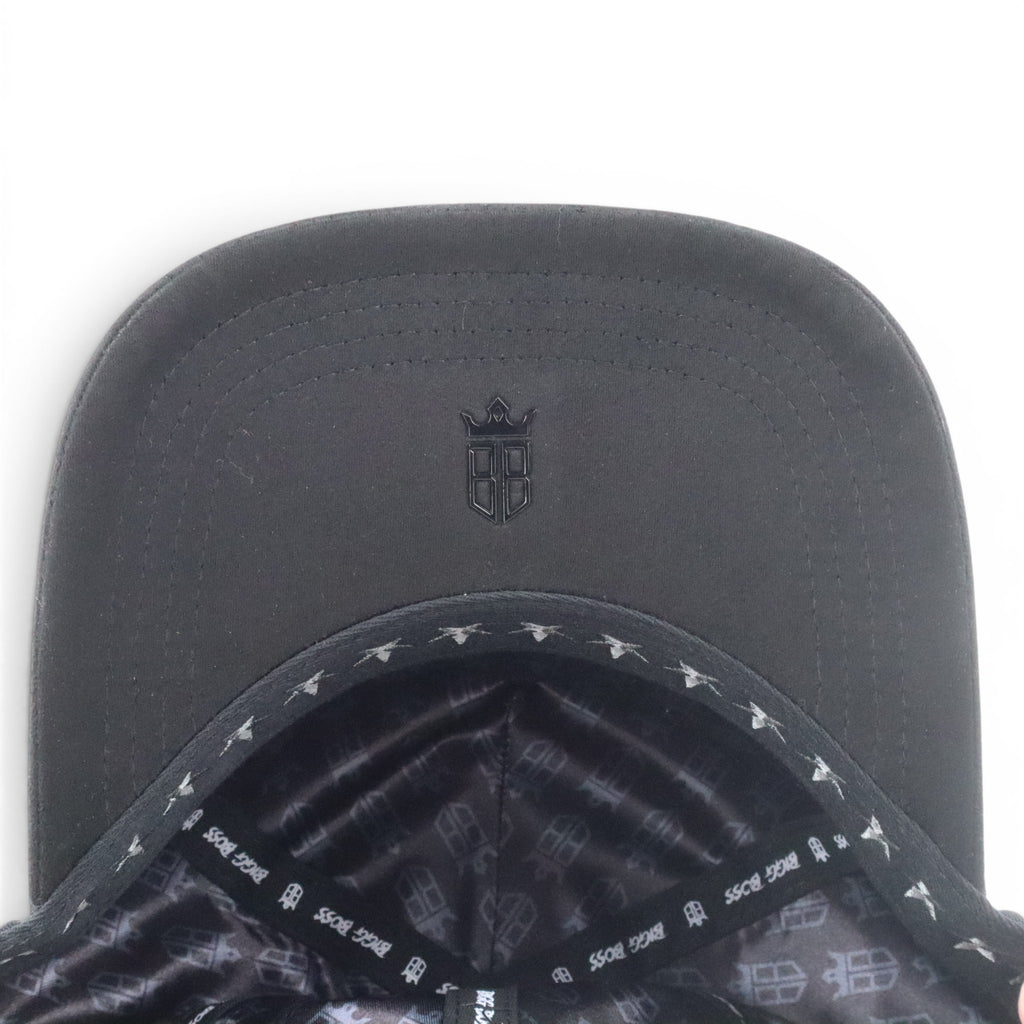 GORRA BIGG BOSS ANIVERSARIO SILVER ALL BLACK