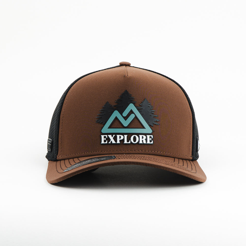 GORRA BOLLER FEEL ADVENTURE BLACK/BROWN